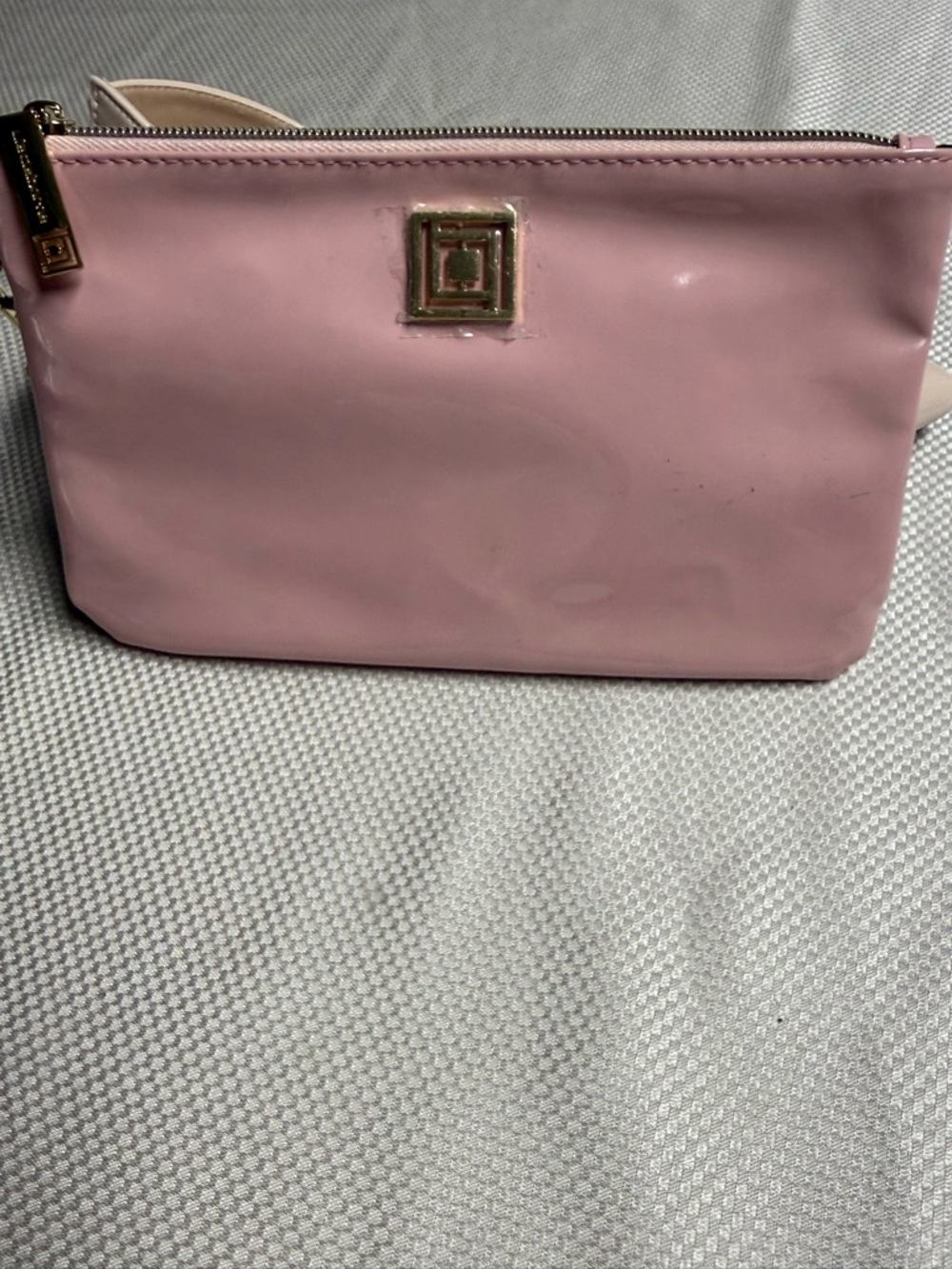 Liz Claiborne Pink Patent Cosmetic Wristlet with Gold Trim